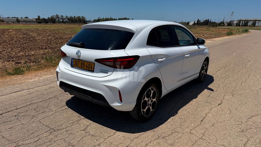 אם ג'י MG3