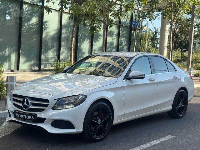 מודעת רכב מרצדס-בנץ C-class