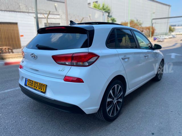 יונדאי i30