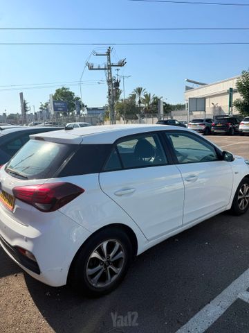 מודעת רכב יונדאי i20