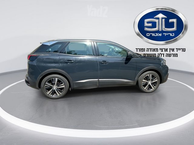 פיג'ו 3008