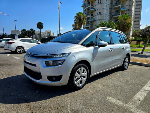 מודעת רכב סיטרואן C4 פיקאסו