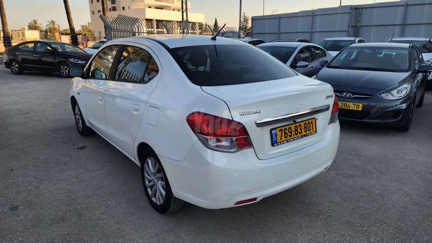 מיצובישי אטראז'