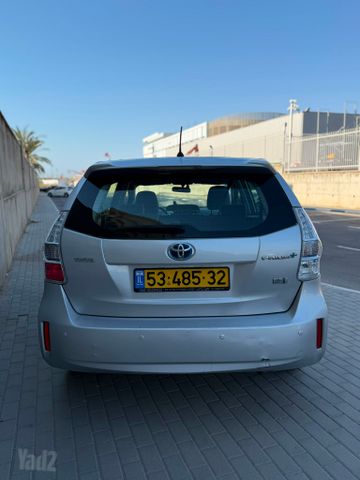 טויוטה פריוס פלוס