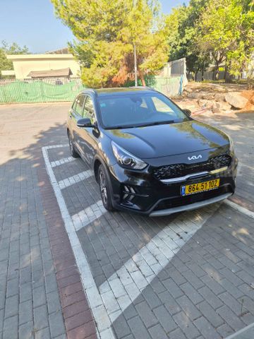 קיה נירו