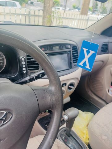 יונדאי אקסנט i25