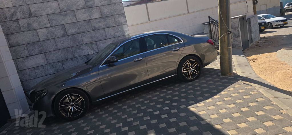 מרצדס-בנץ E-class