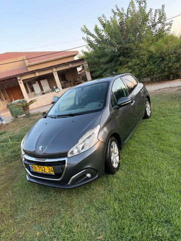 פיג'ו 208