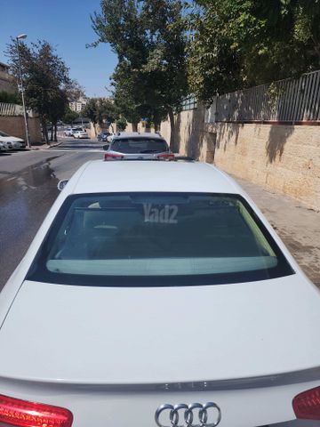 אאודי A4