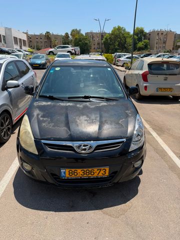 יונדאי i20