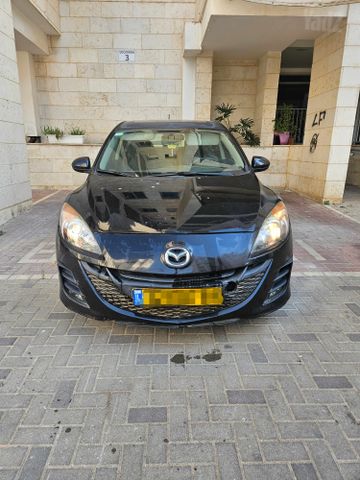 מאזדה 3