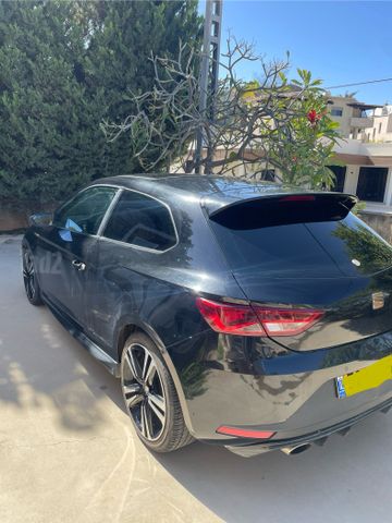 מודעת רכב סיאט לאון