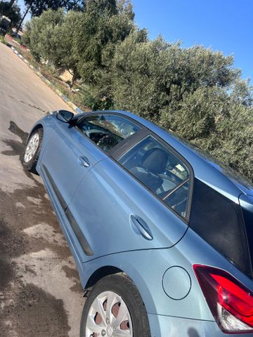 מודעת רכב יונדאי i20