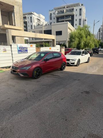 סיאט לאון