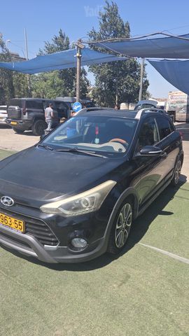 יונדאי I20 קרוס