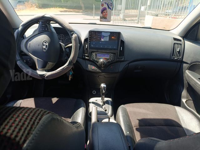 יונדאי i30
