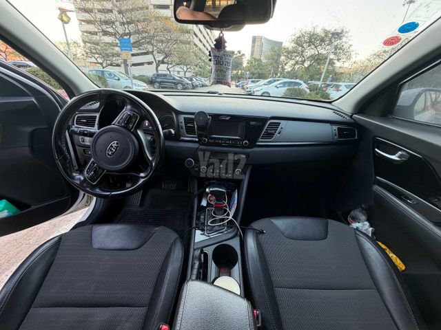 קיה נירו
