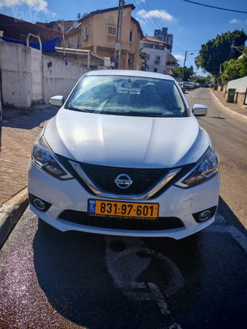 ניסאן סנטרה