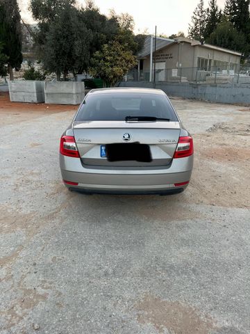 סקודה אוקטביה