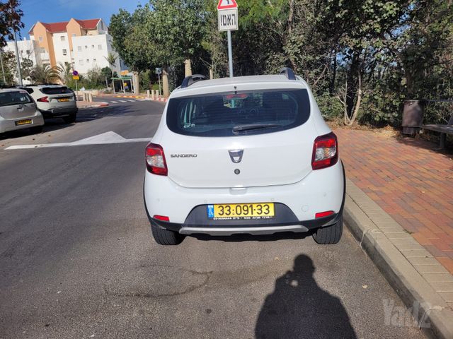 דאצ'יה סנדרו
