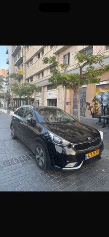 קיה נירו