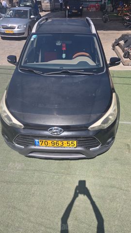 יונדאי I20 קרוס