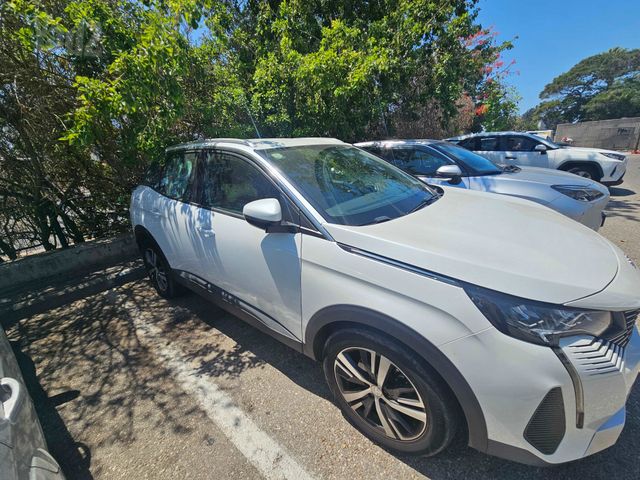 פיג'ו 3008