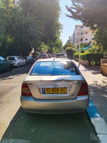 מודעת רכב טויוטה קורולה