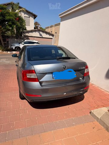 סקודה אוקטביה