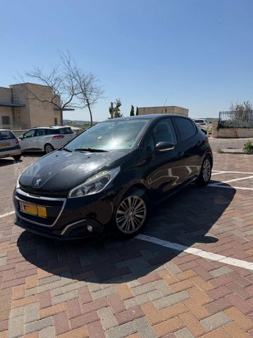 פיג'ו 208