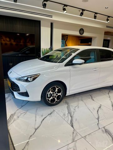 MG3 Luxury היברידי אוט׳ 1.5 (102 כ״ס)