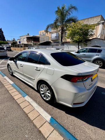 טויוטה קורולה