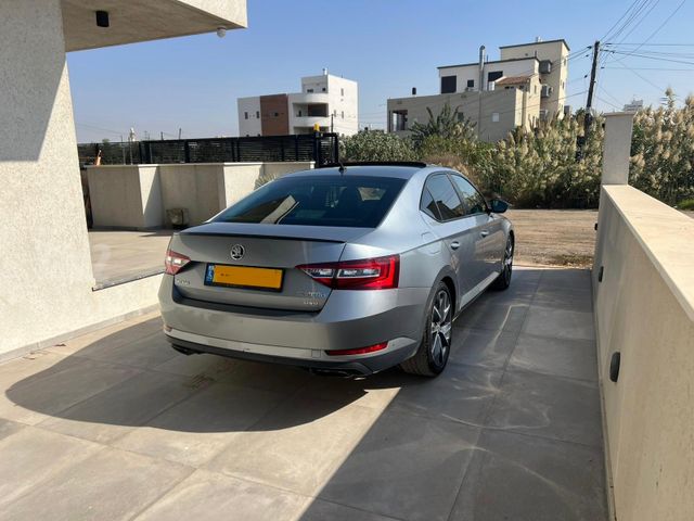 סקודה סופרב