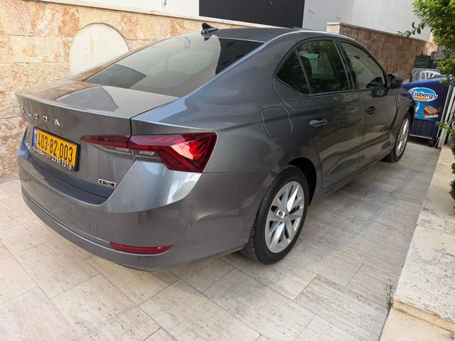 סקודה אוקטביה