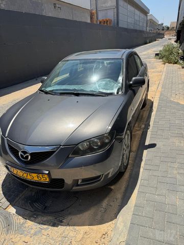 מאזדה 3