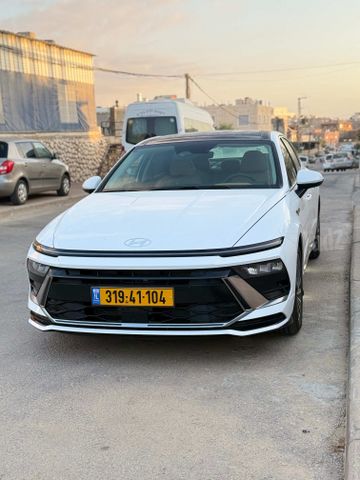סונטה Luxury היברידי אוט׳ 2.0 (192 כ״ס)
