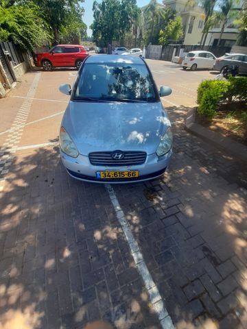 יונדאי אקסנט i25