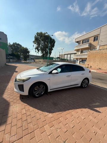 מודעת רכב יונדאי איוניק