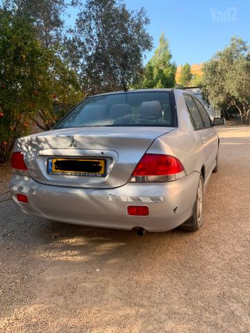 מיצובישי לנסר