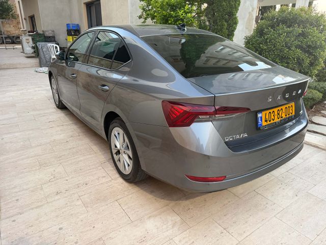 סקודה אוקטביה