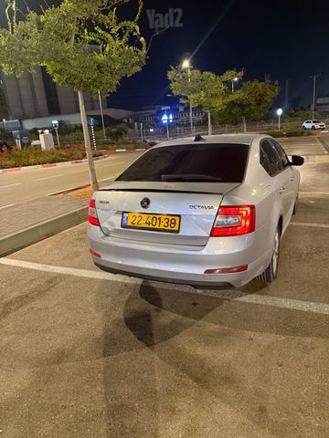 סקודה אוקטביה