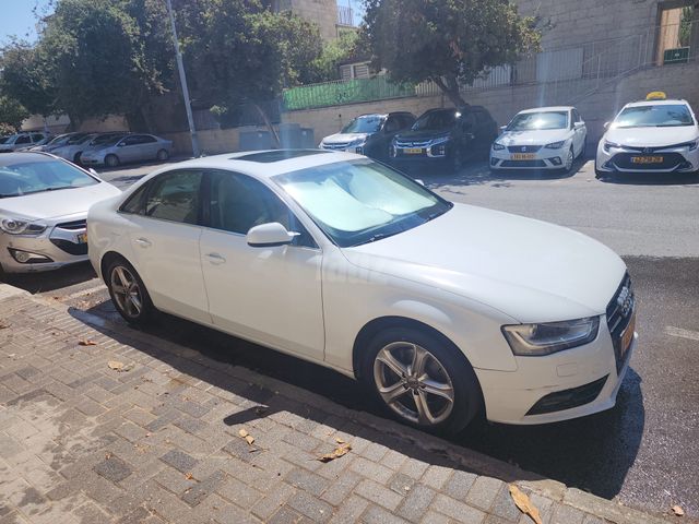 אאודי A4