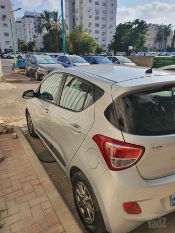 יונדאי i10