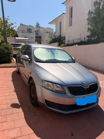 סקודה אוקטביה