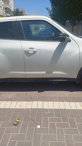 מודעת רכב ניסאן ג'וק