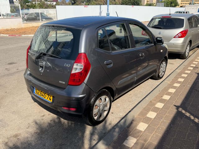 יונדאי i10