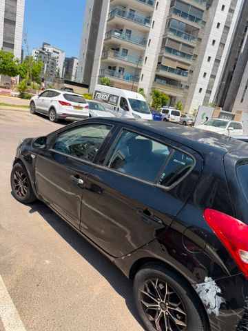 יונדאי i20