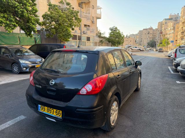 ניסאן טידה
