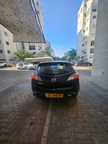 מאזדה 3