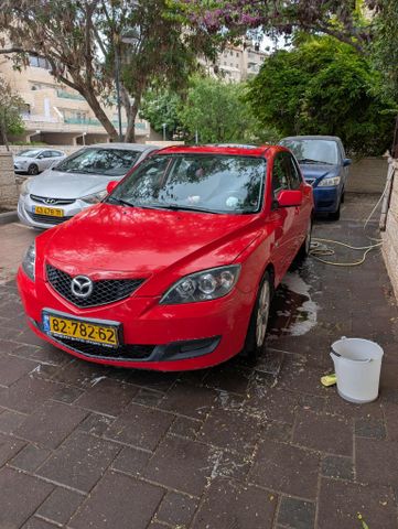 מודעת רכב מאזדה 3
